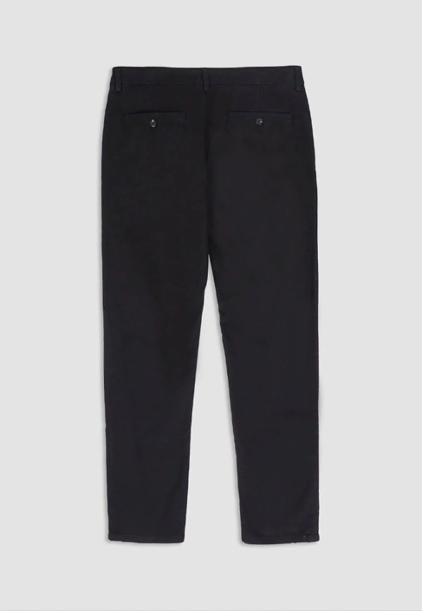 Men’s Straight Fit Kaki Pants HVNGVN4