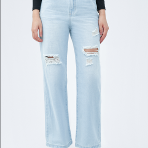 Women’s Ripped Straight Leg Jeans WHVNGVN6