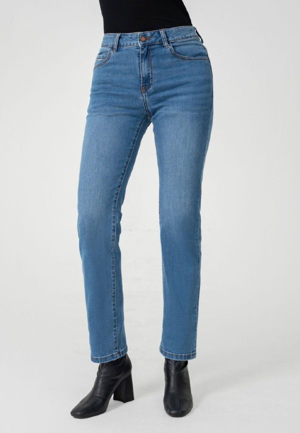 Women’s Straight Leg Jeans WHVNGVN49