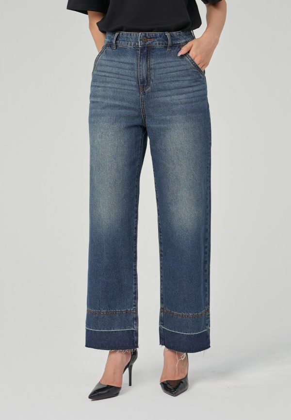 Women’s Straight Fit Jeans WHVNGVN12