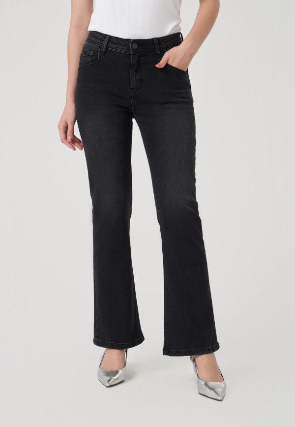 Women’s Flared Jeans WHVNGVN17