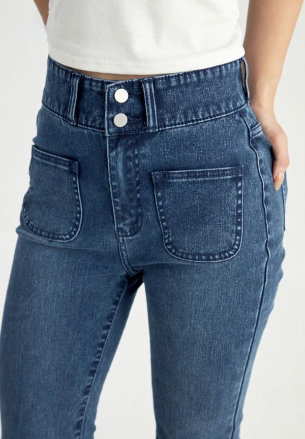 Women’s Flared Jeans WHVNGVN50