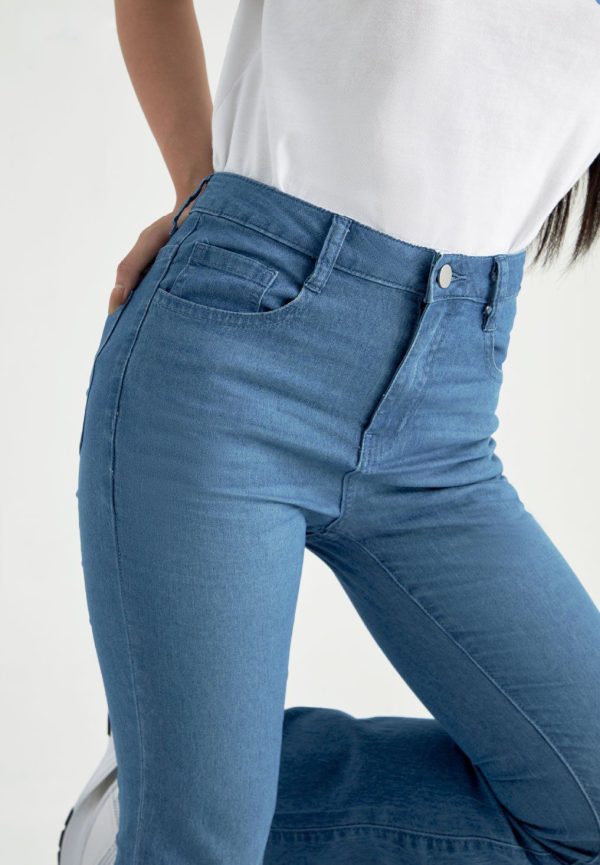 Women’s Flared Jeans WHVNGVN52