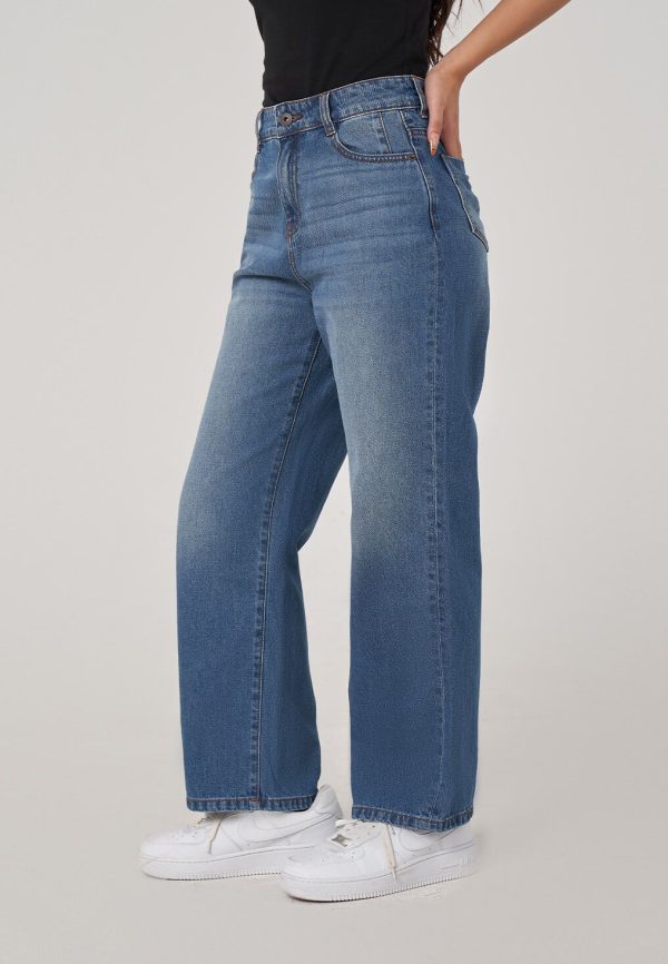 Women’s Straight Fit Jeans WHVNGVN14