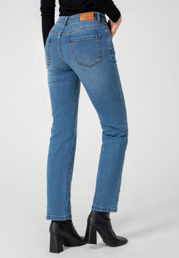 Women’s Straight Leg Jeans WHVNGVN49