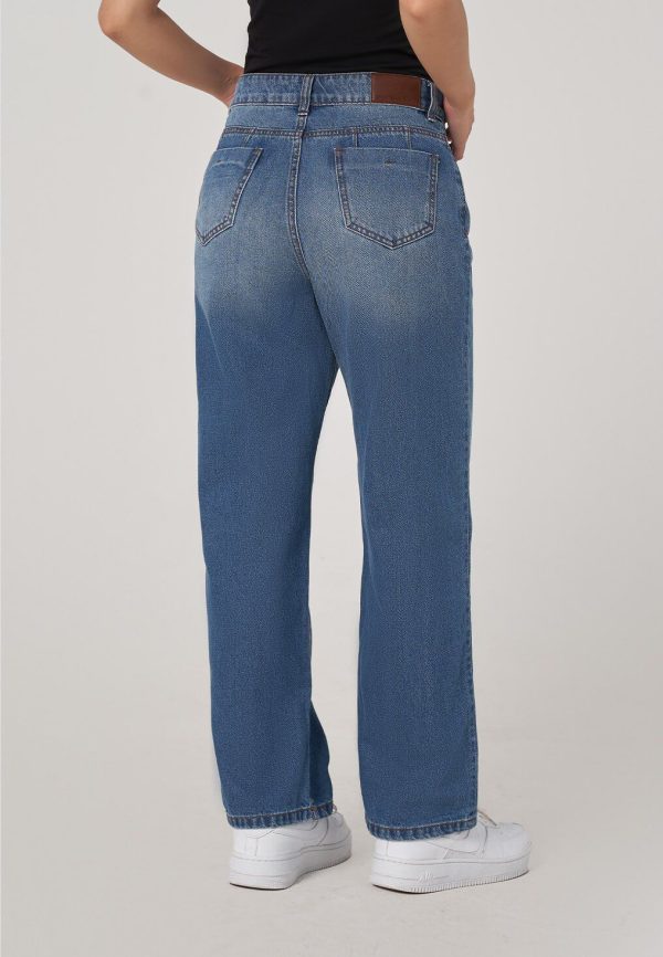 Women’s Straight Fit Jeans WHVNGVN14