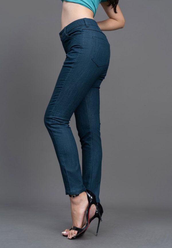 Women’s Slim Fit Kaki Pants WHVNGVN67