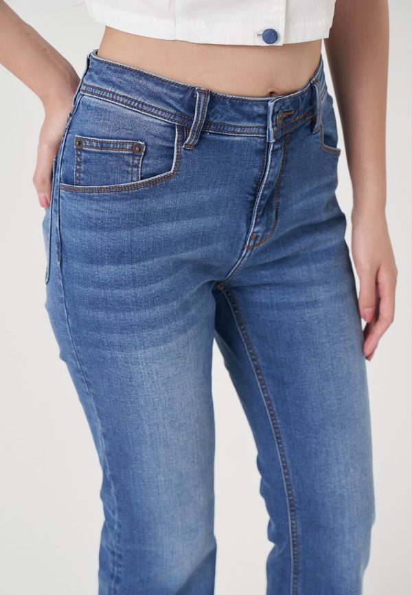 Women’s Flared Jeans WHVNGVN17