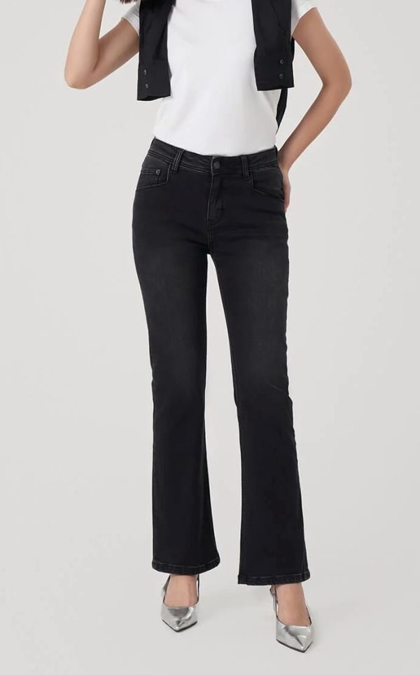 Women’s Flared Jeans WHVNGVN17