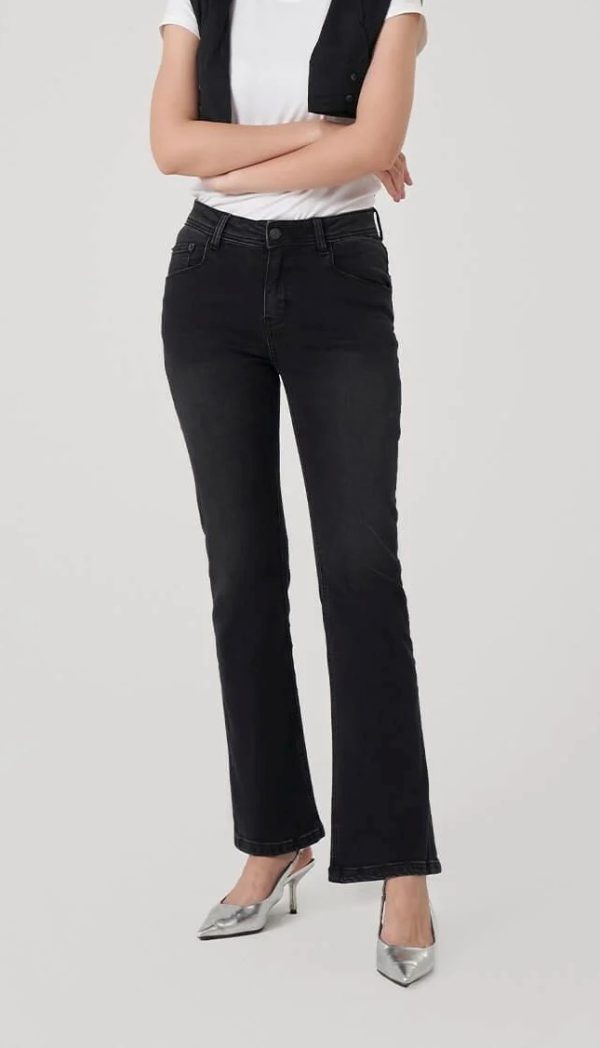 Women’s Flared Jeans WHVNGVN17