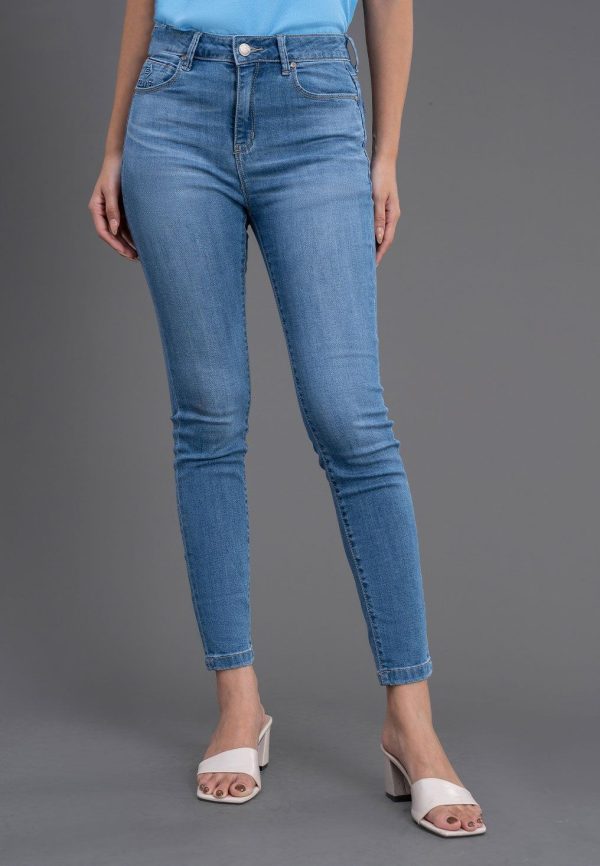 Women’s Slim Fit Jeans WHVNGVN68