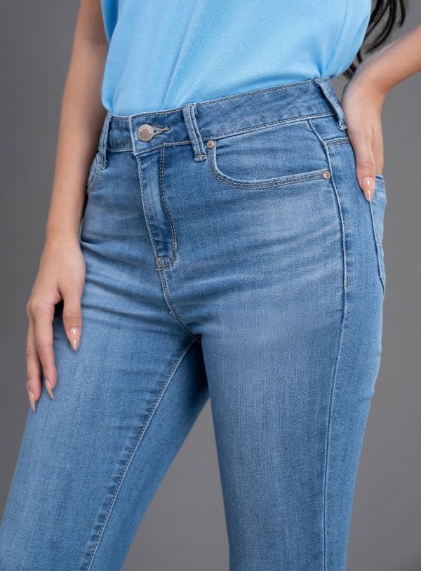 Women’s Slim Fit Jeans WHVNGVN68