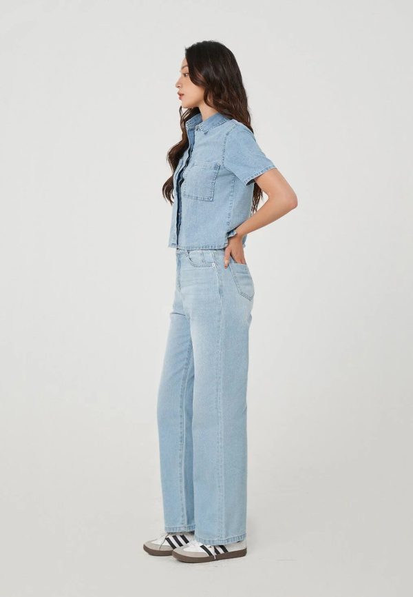 Women’s Straight Fit Jeans WHVNGVN14