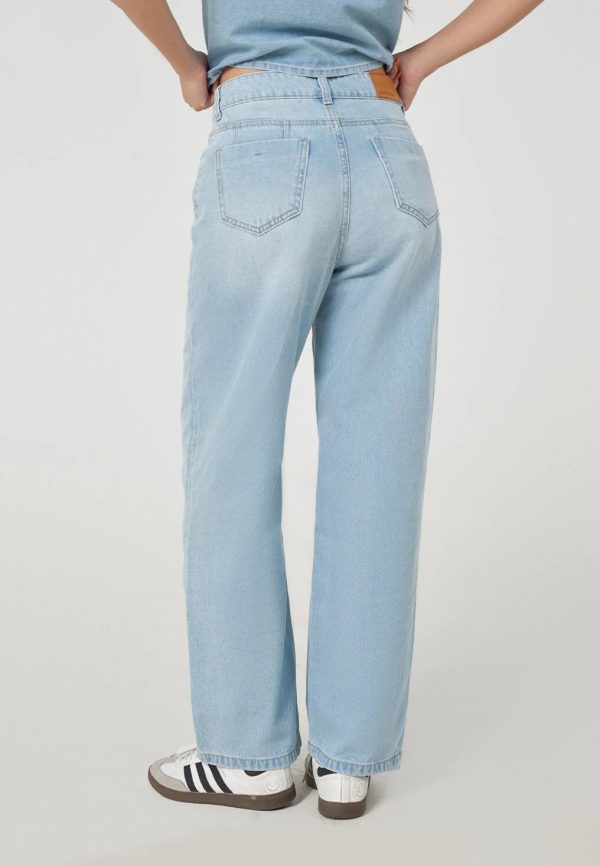 Women’s Straight Fit Jeans WHVNGVN14